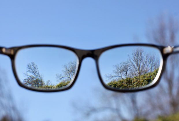 Behandlung für Glaskörpertrübung. Behandlung für Glaskörpertrübung.