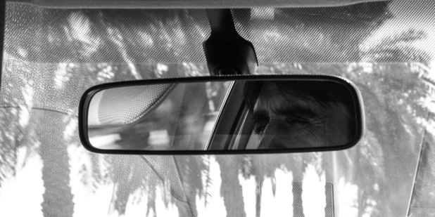 Augenarzt / Mainz: Mehr Verkehrssicherheit nach Grauer Star OP Augenarzt / Mainz: Mehr Verkehrssicherheit nach Grauer Star OP