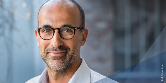 refraktiver-linsentausch-bei-alterssichtigkeit Mann mit Brille zum Thema Refraktiver Linsentausch bei Alterssichtigkeit – mögliche Option jenseits der Brille